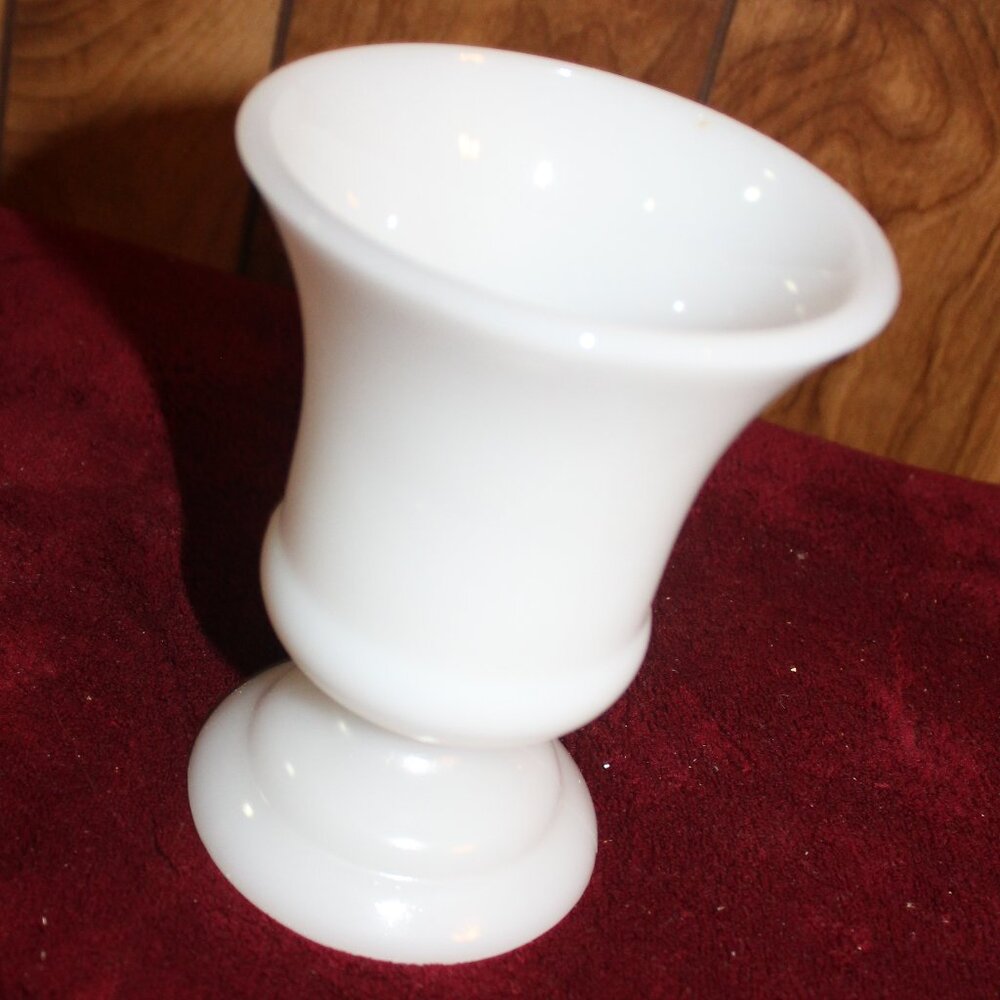 Vintage Napco Milk Glass Pedestal Vase 1190 USA